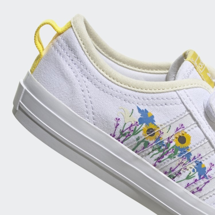 Sapatos Brancos Adidas Nizza Moda