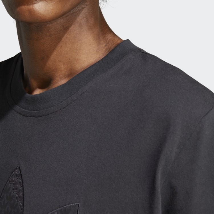 Camiseta Preta Com Monograma Adidas