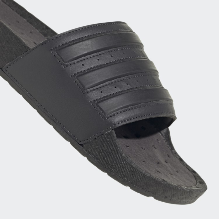 Adilette Boost Slides De Carbono Adidas