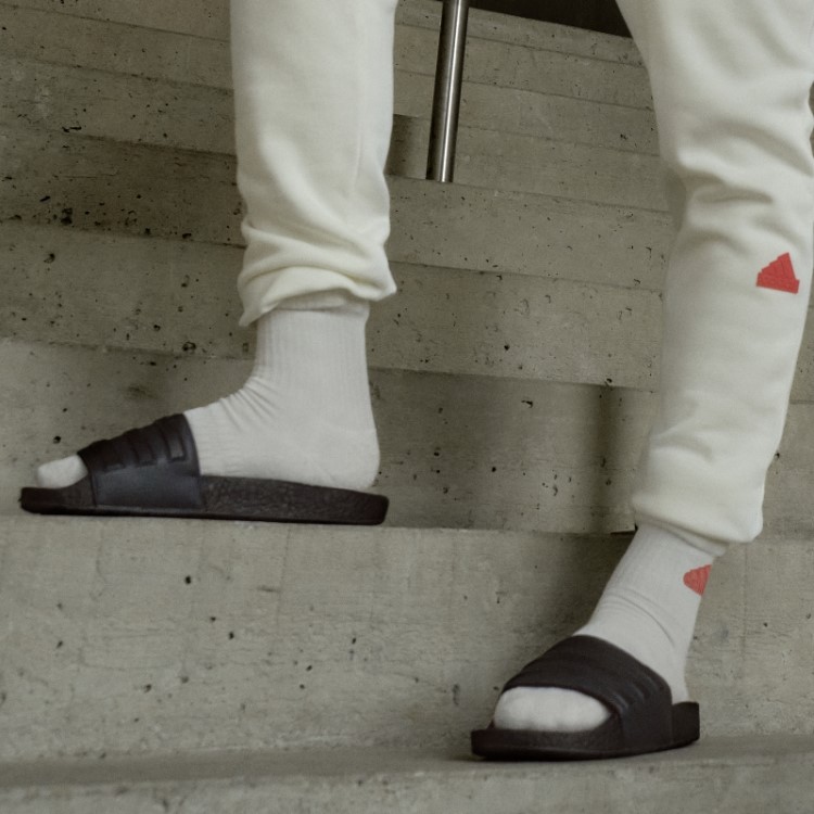 Adilette Boost Slides De Carbono Adidas