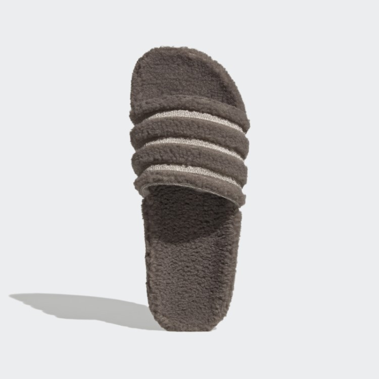 Slides Adilette Marrom Simples Da Adidas