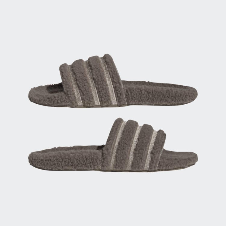 Slides Adilette Marrom Simples Da Adidas
