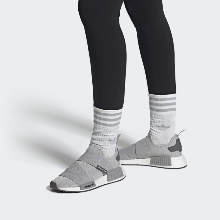 Sapato Cinza Adidas Nmd-r1 Com Tiras