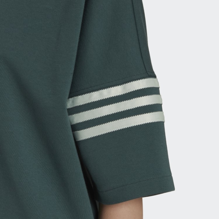 Camiseta Adicolor Neuclassics Verde Mineral Adidas