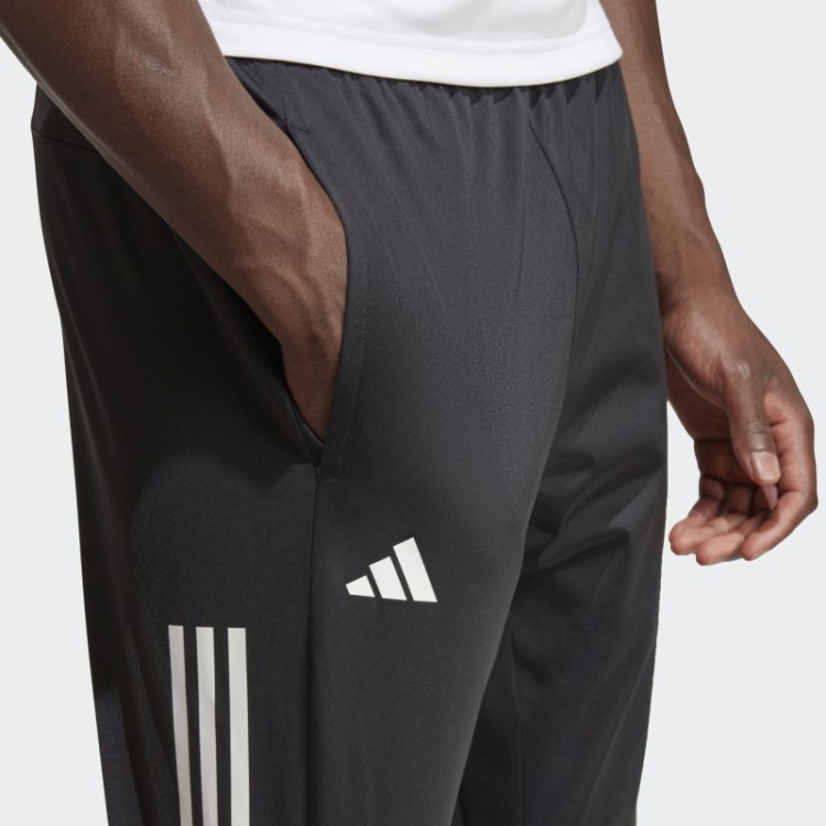 Tênis Jogger De Tricô Preto Adidas Com As Três Listras