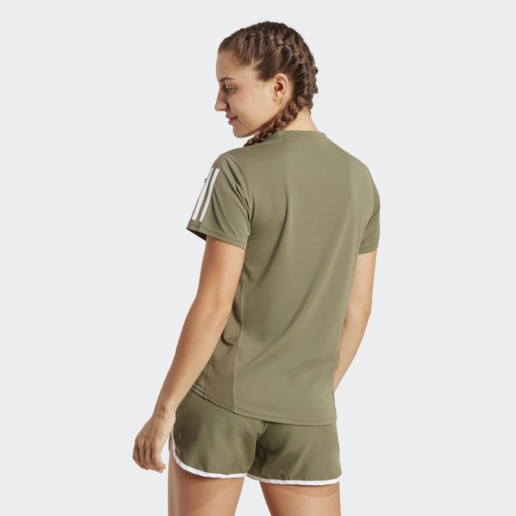 Olive Adidas é Dona Da Camiseta Run