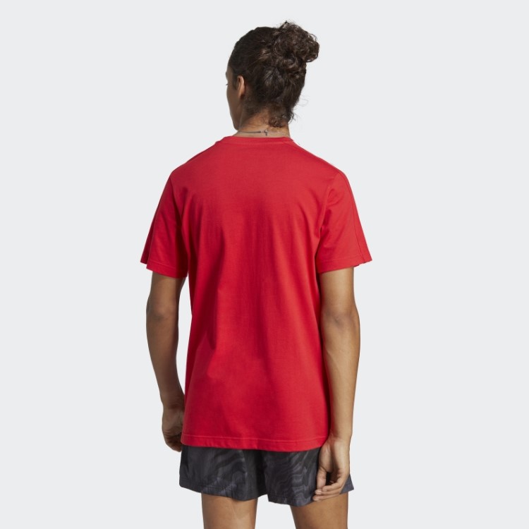 Camiseta Adidas Scarlet Essentials Em Jersey Simples Com As Três Listras