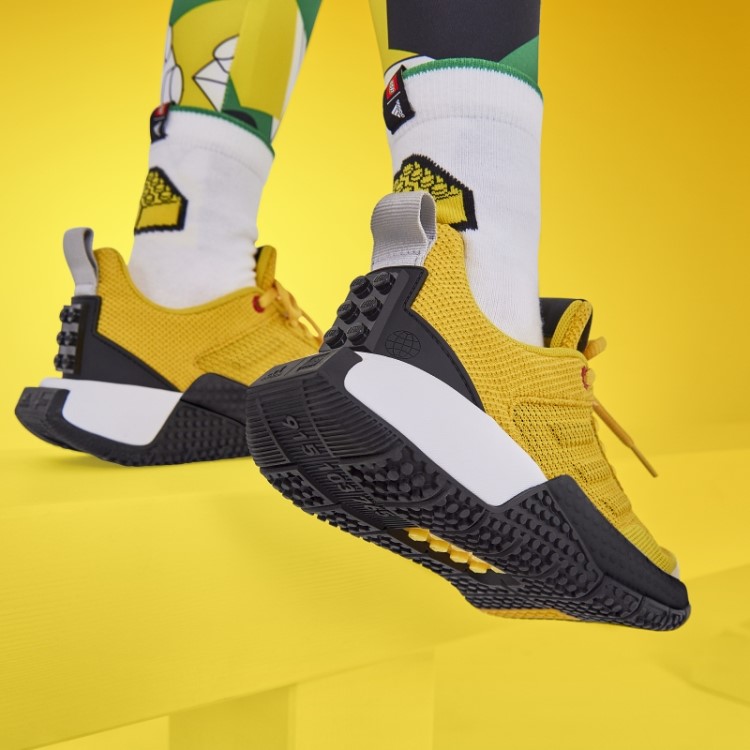 Tênis Eqt Amarelo Quente Adidas X Lego Sport Pro