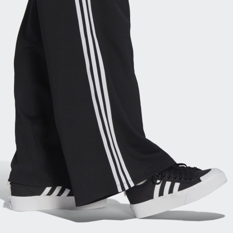 Calça Larga Adicolor Classics Preta Adidas