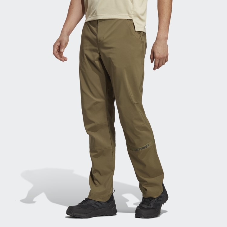 Adidas Olive Terrex Jogger Multitecido