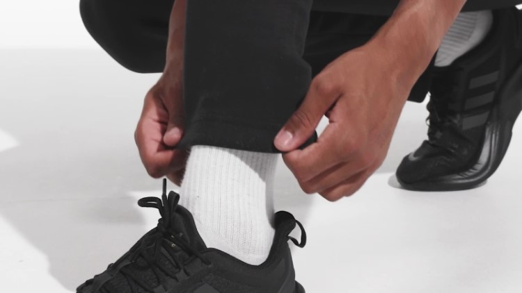 Distintivo De ícones Futuros De Calças Esportivas Adidas Preto
