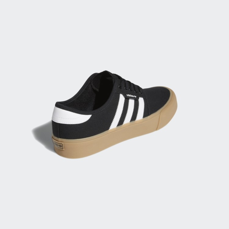 Sapatos Pretos Adidas Seeley Xt