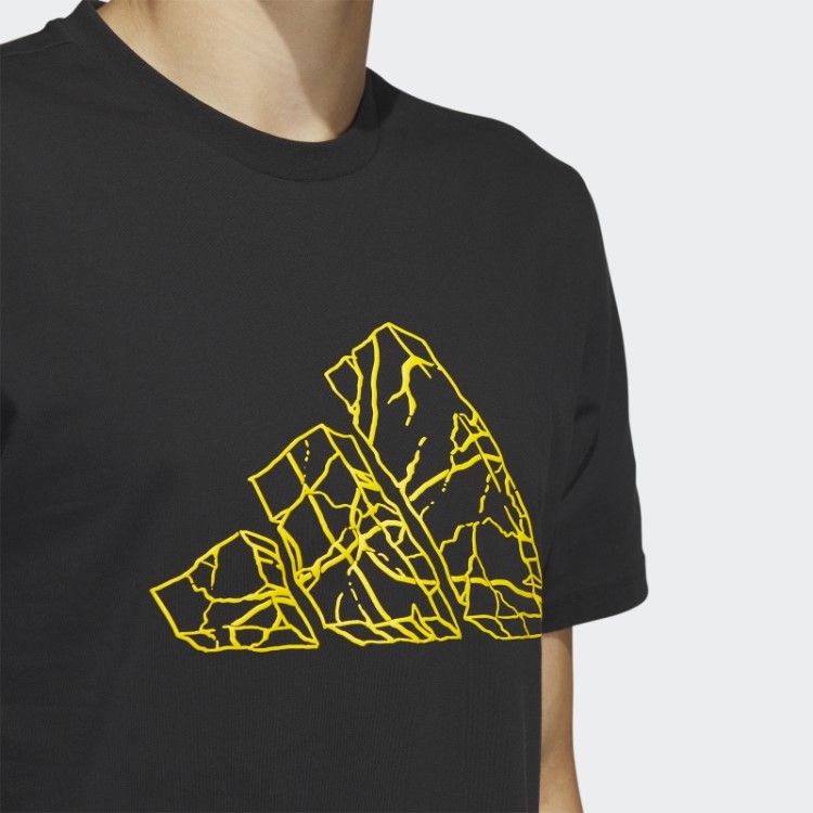 Camiseta Adidas Pass Rock Com Estampa De Basquete Preta