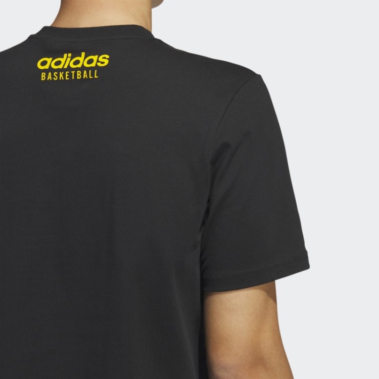 Camiseta Adidas Pass Rock Com Estampa De Basquete Preta