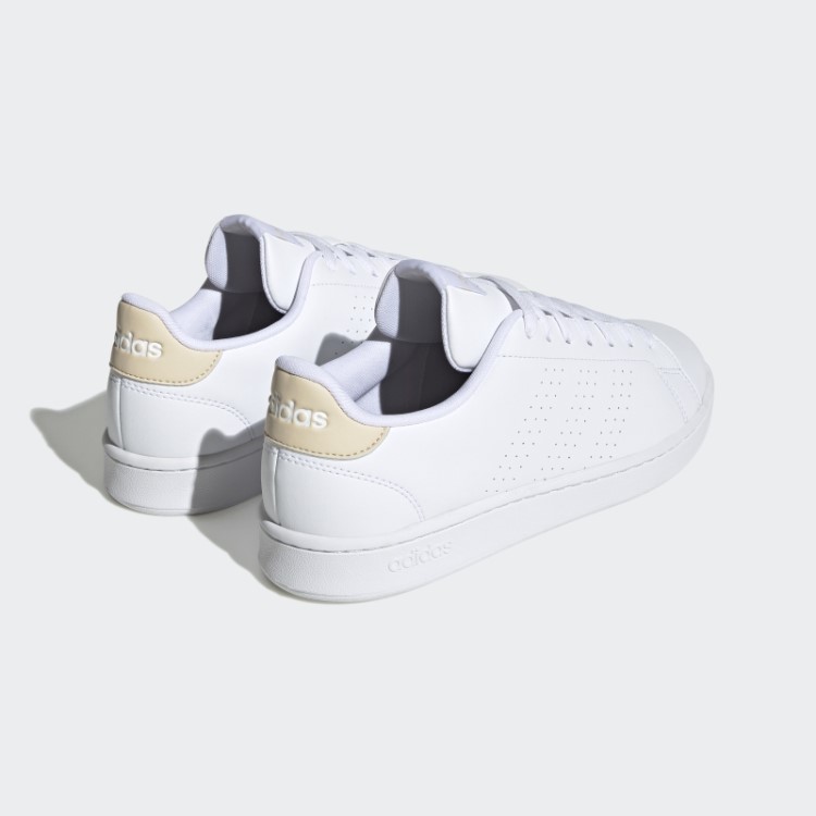 Sapato Branco Adidas Vantagem