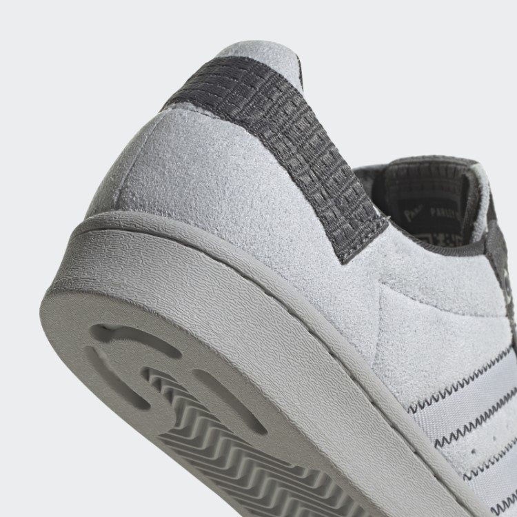 Tênis Cinza Adidas Superstar Parley