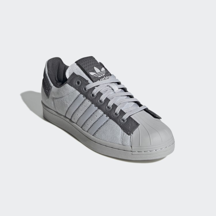 Tênis Cinza Adidas Superstar Parley