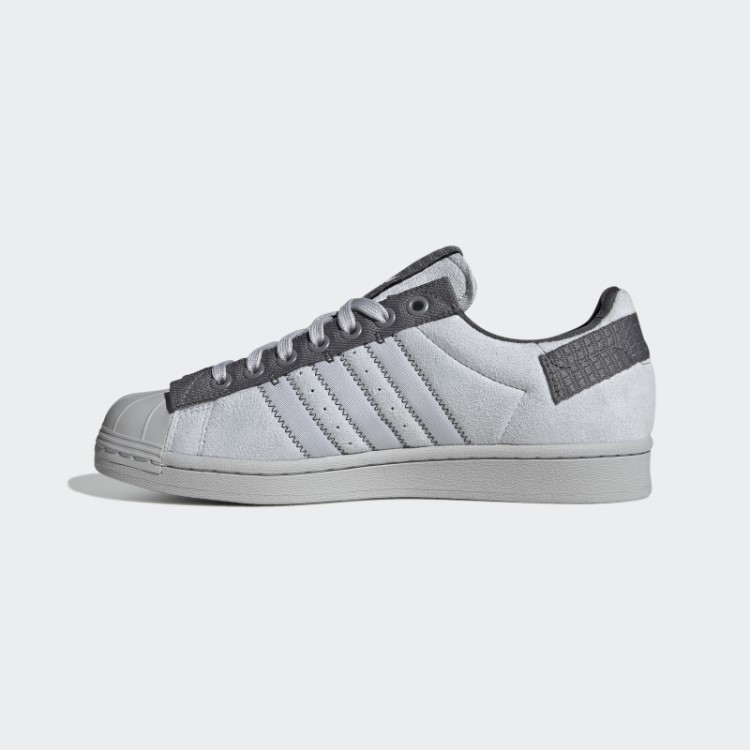Tênis Cinza Adidas Superstar Parley