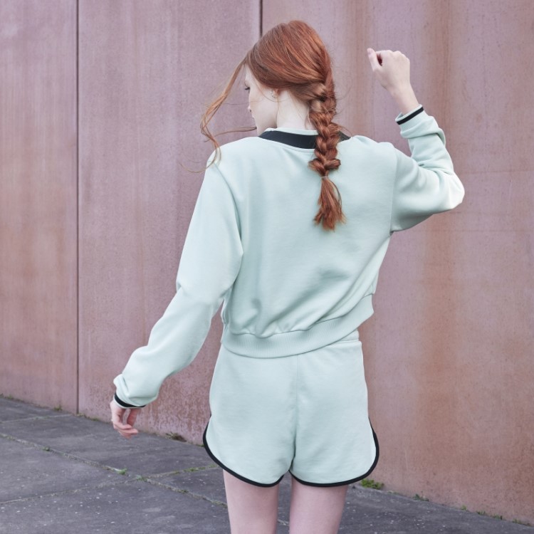 Moletom Cropped Verde Adidas Com Decote Em V