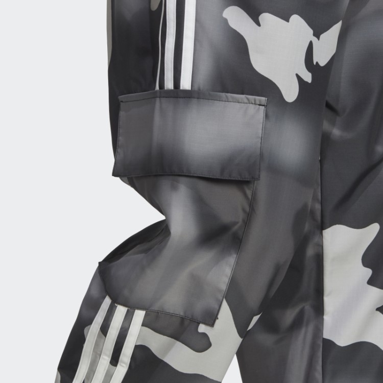 Calça Cargo Camuflada Com Estampa Preta Adidas