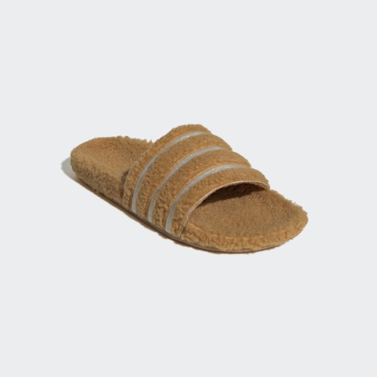 Adilette Desliza Mesa Adidas