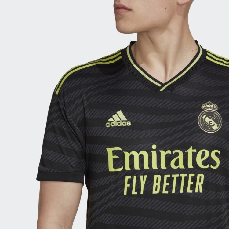 Real Madrid 22/23 Terceira Camisa Autêntica Adidas Preta