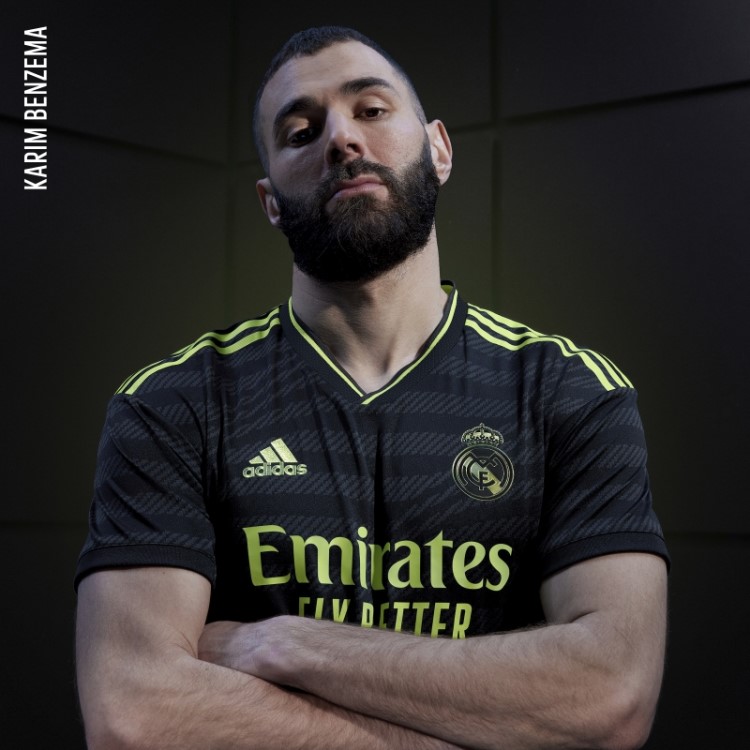 Real Madrid 22/23 Terceira Camisa Autêntica Adidas Preta