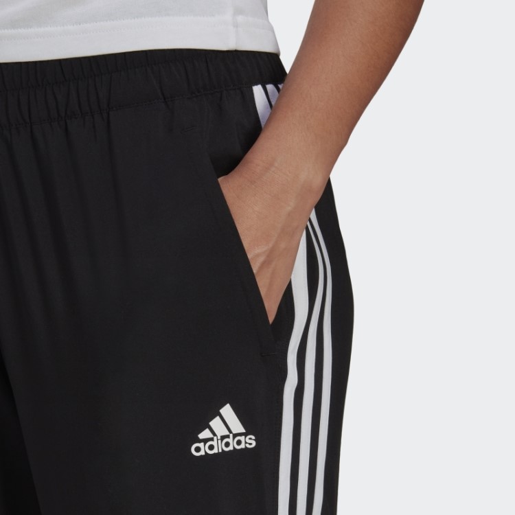 Calça Preta Com As Três Listras Adidas Trainicons
