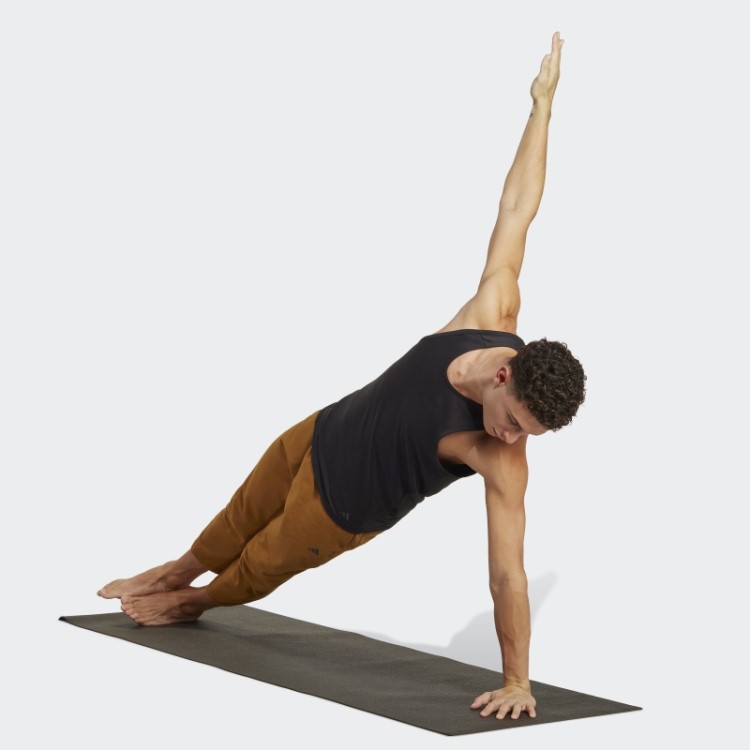Regata Adidas Yoga Base Training Preta
