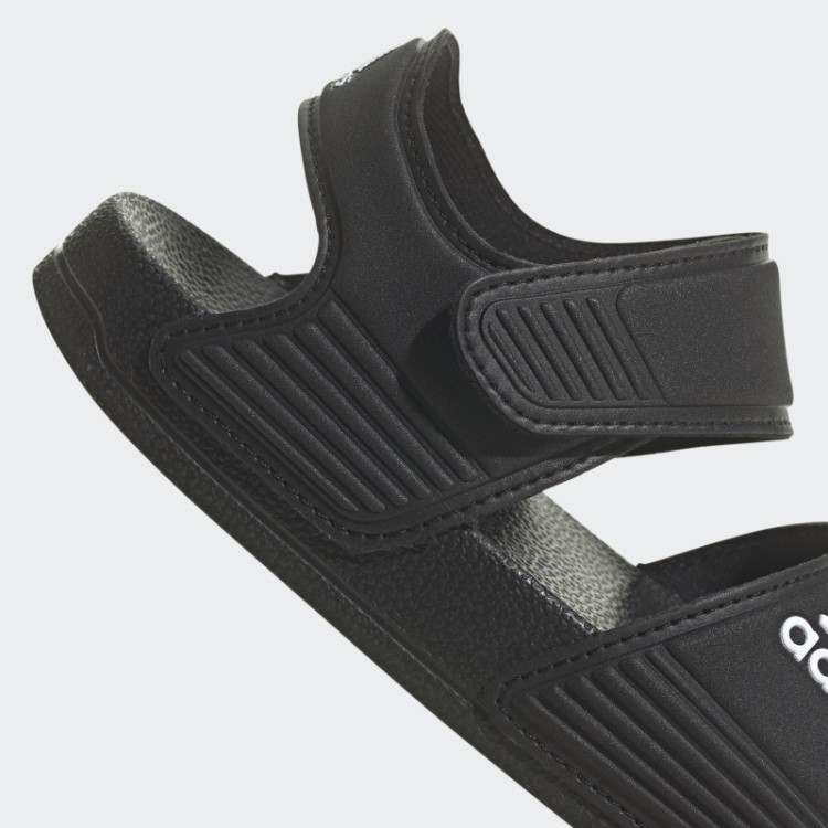 Elegante Sandália Adidas Adilette Branca
