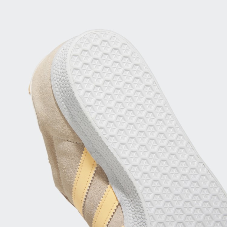 Tênis Laranja Gazelle Adidas