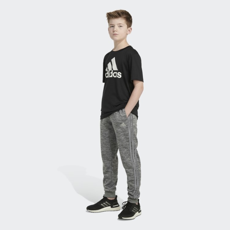 Calça Jogger Foco Adidas Cinza Carvão