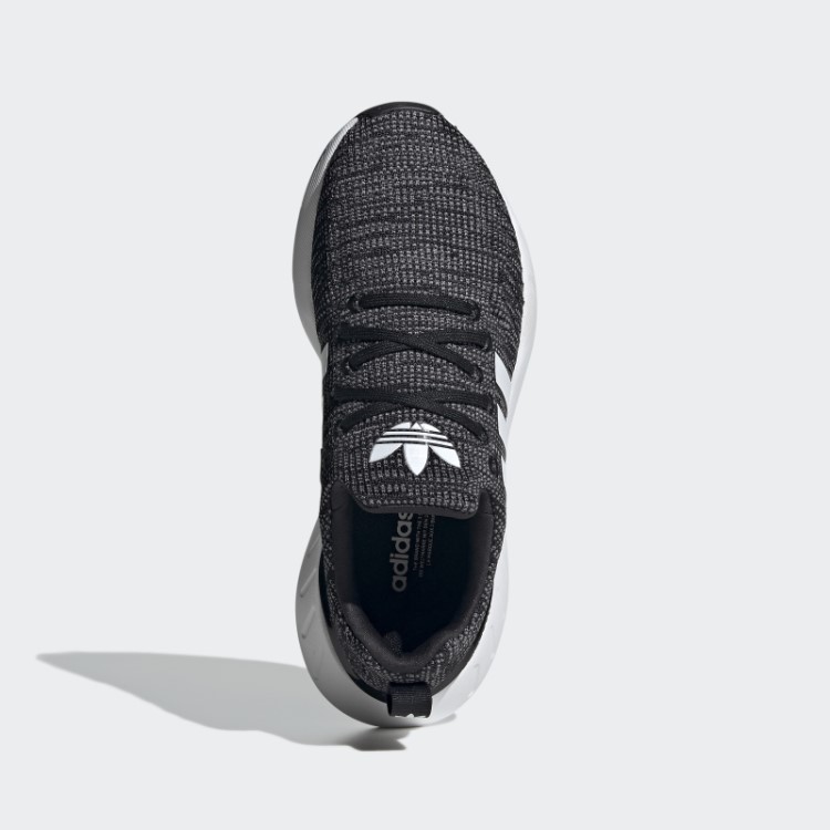 Elegante Sapato Adidas Swift Run 22 Cinza