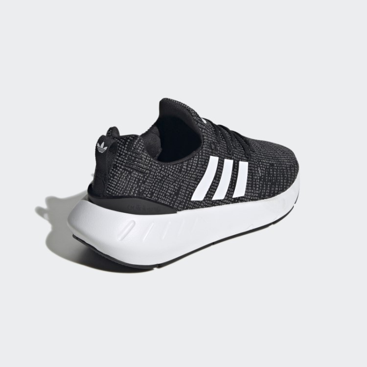 Elegante Sapato Adidas Swift Run 22 Cinza