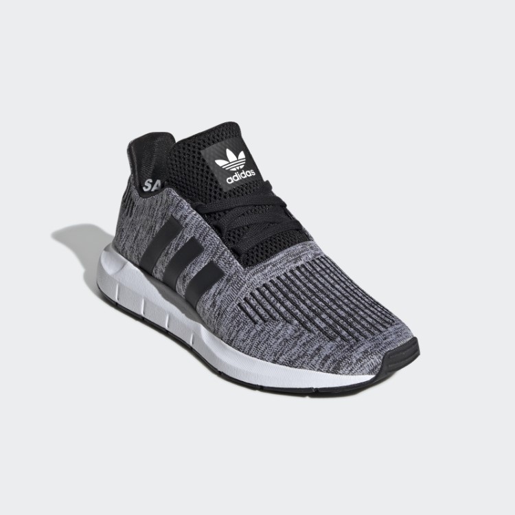 Tênis De Corrida Adidas Swift Moda Preta