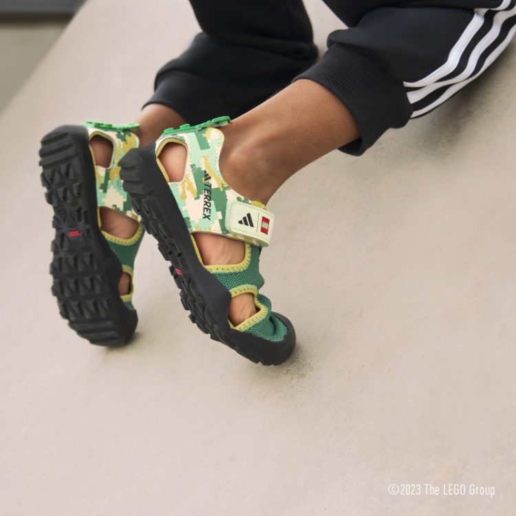 Sandália Verde Adidas Terrex X Lego Captain Toey