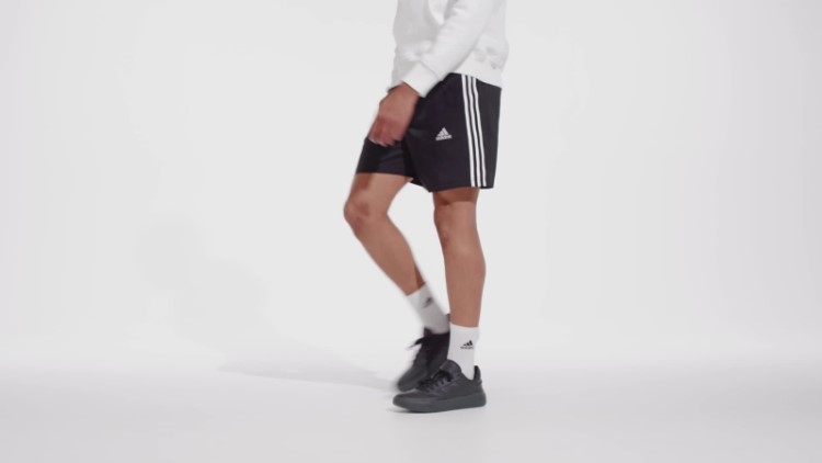Calção Aeroready Essentials Chelsea Com As 3 Riscas Preto Adidas