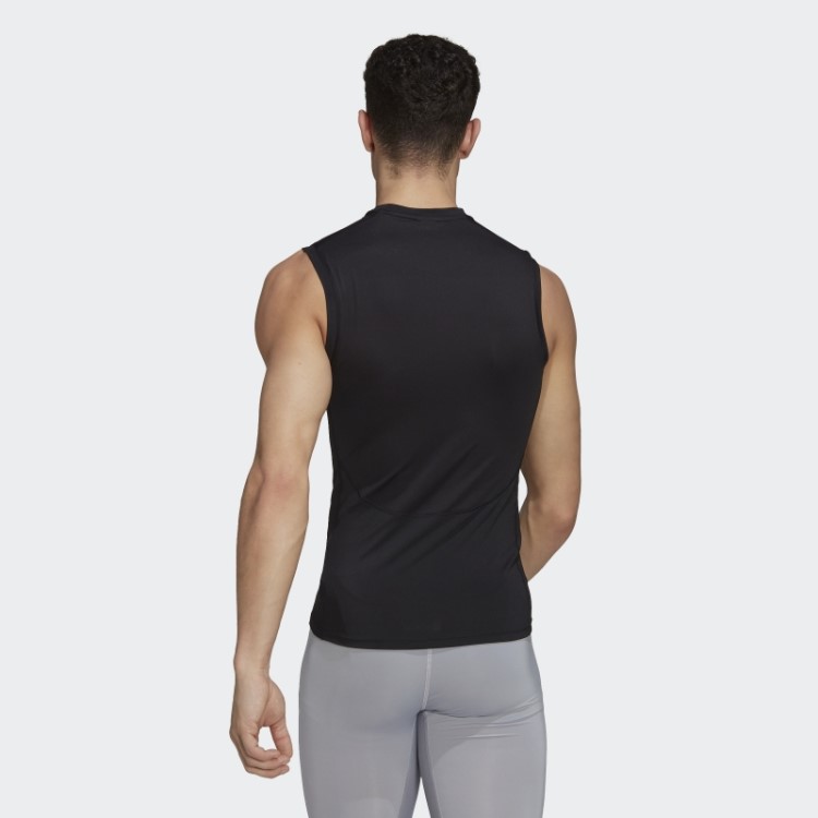 Camiseta Preta Techfit Sem Mangas Para Treino Adidas