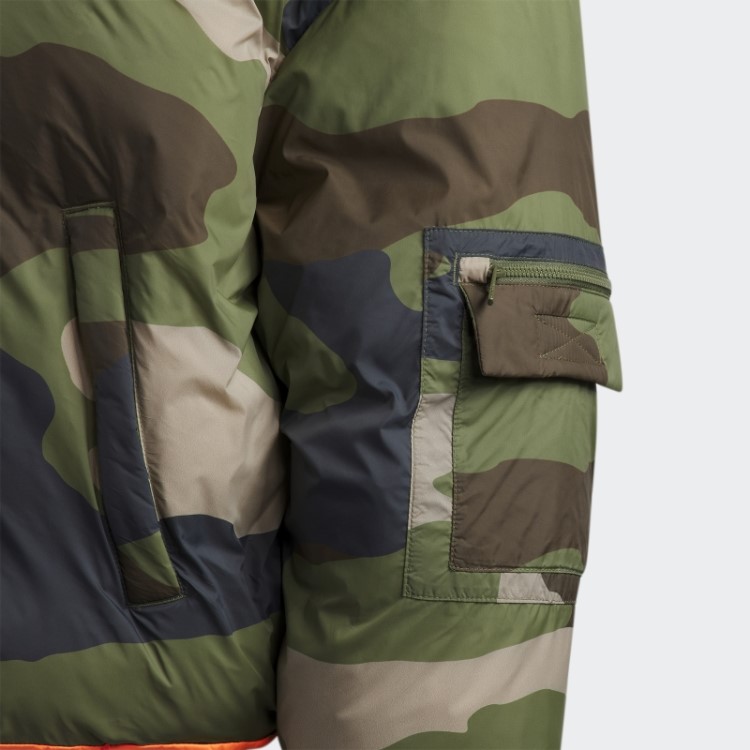 Jaqueta Puffer De Nylon Leve Com Estampa Camuflada (todos Os Gêneros)