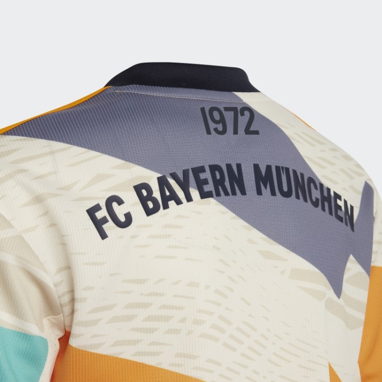 Fc Bayern 22/23 Quarta Camisa Branca Adidas Quente