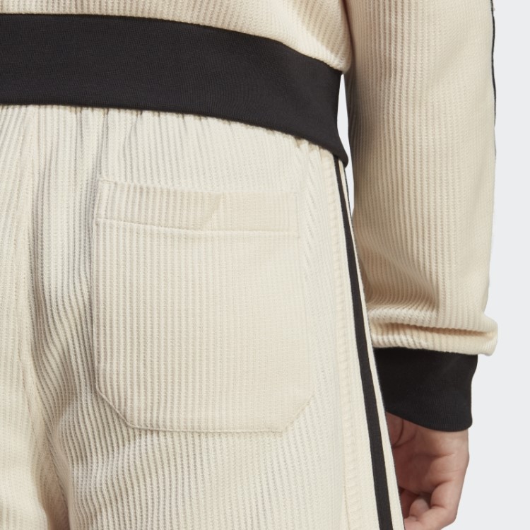 Bermuda Branca Adicolor Classics Waffle Adidas