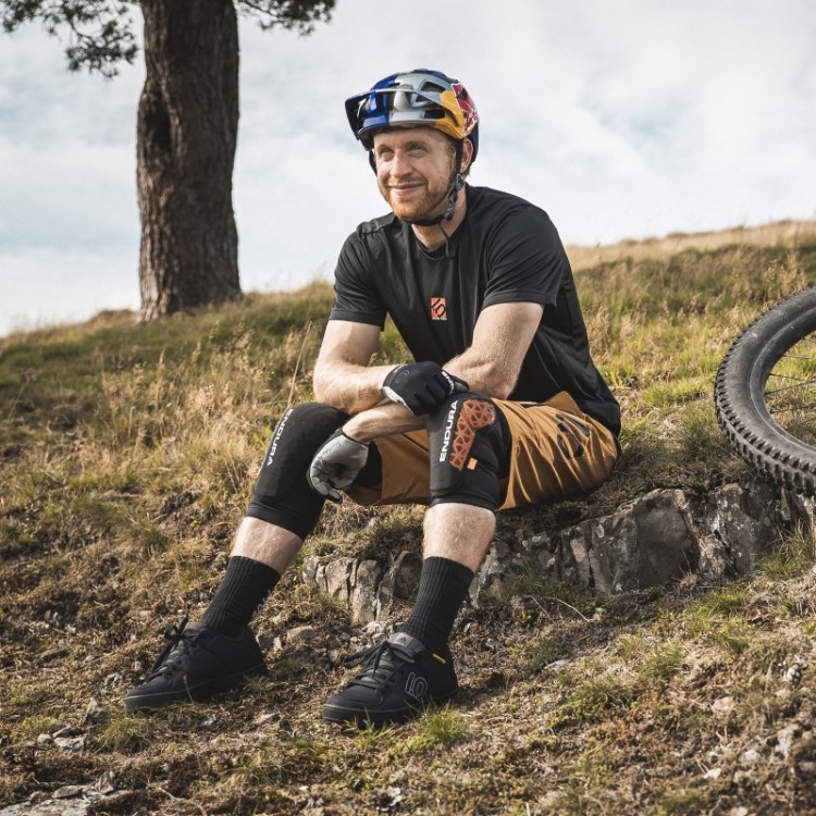 Camiseta Preta Adidas Five Ten Bike Trailx