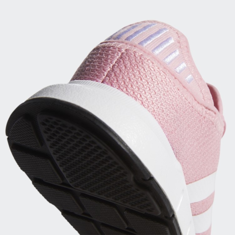 Tênis Rosa Claro Swift Run X Adidas