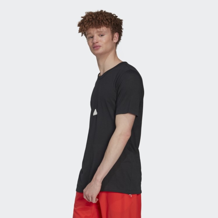 Elegante Camiseta Adidas Preta