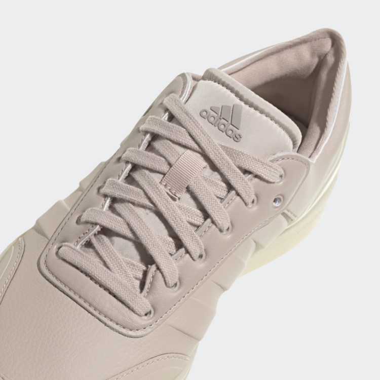 Sapatos De Renascimento Da Quadra Taupe Adidas