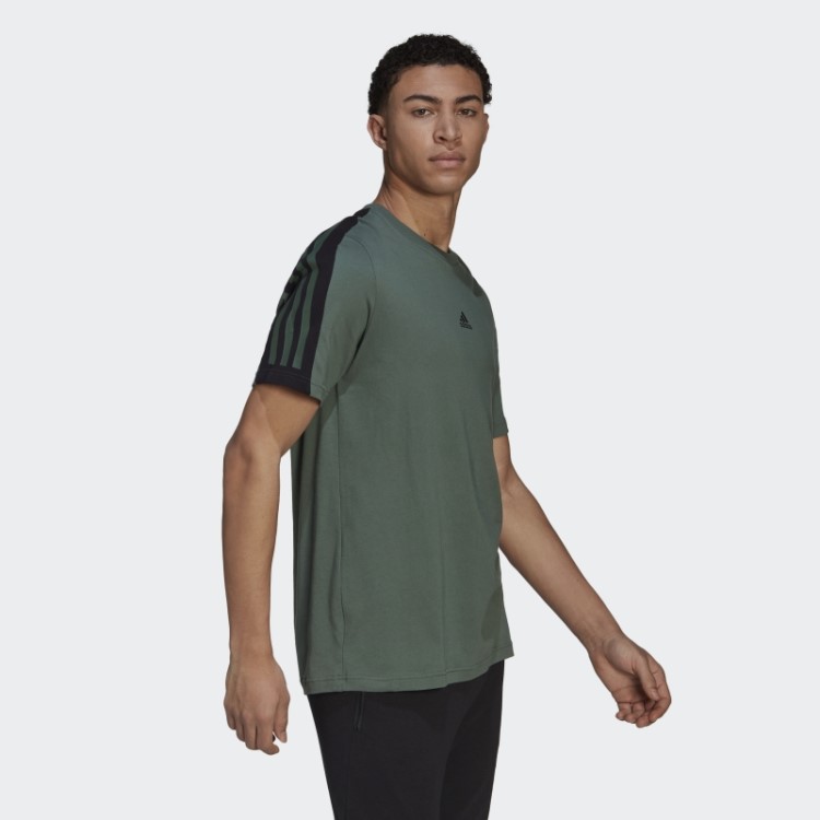 Camiseta Com As Três Listras Adidas Green Oxide Future Icons