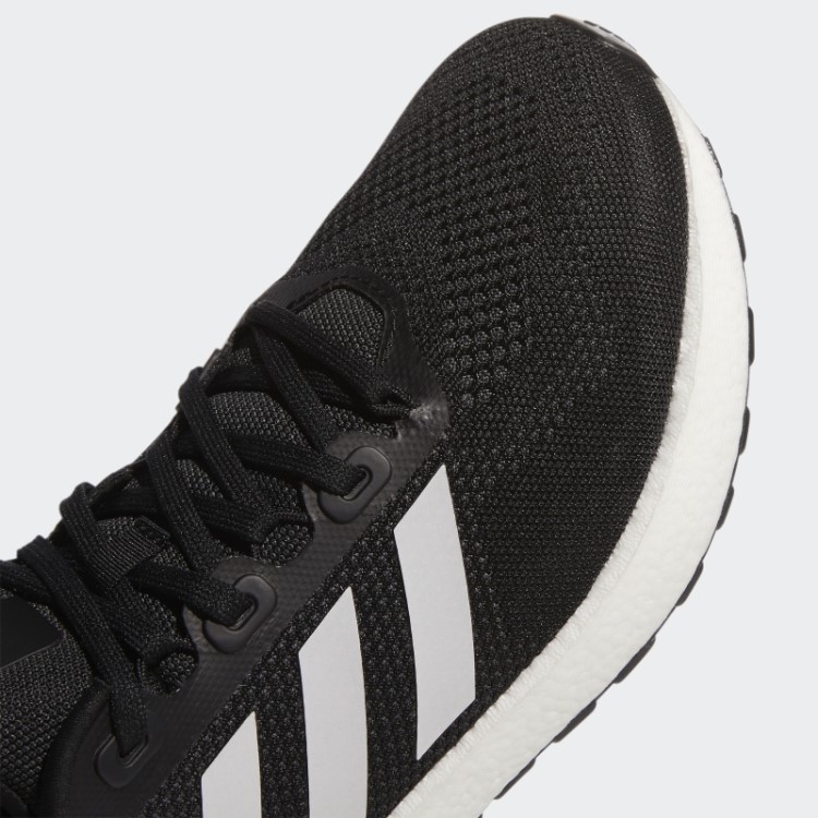 Tênis Adidas Black Pureboost 22