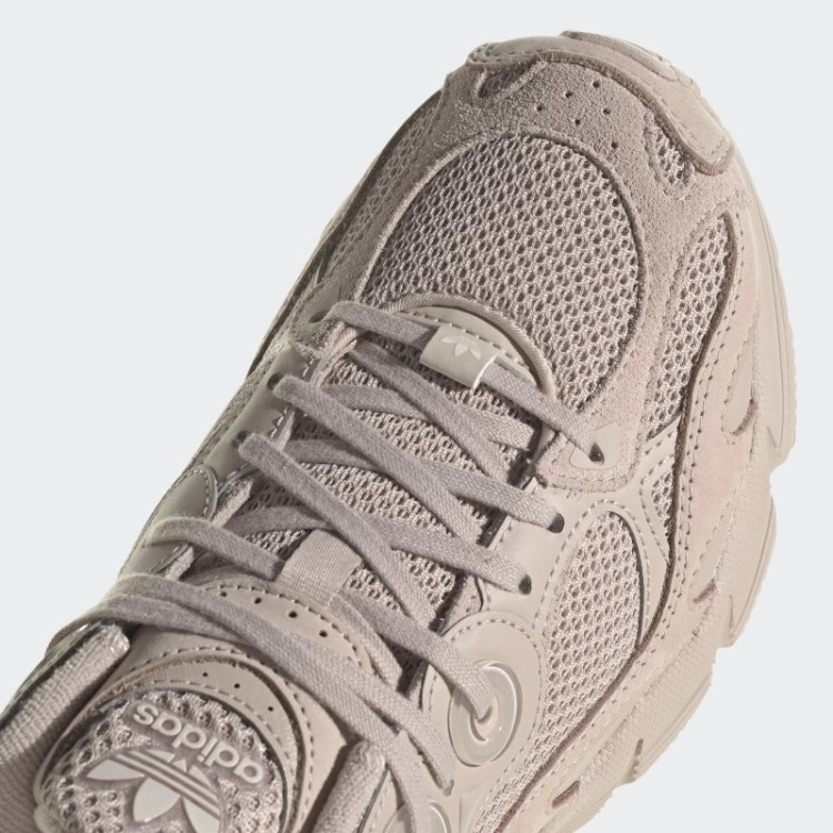 Tênis Adidas Astir Taupe