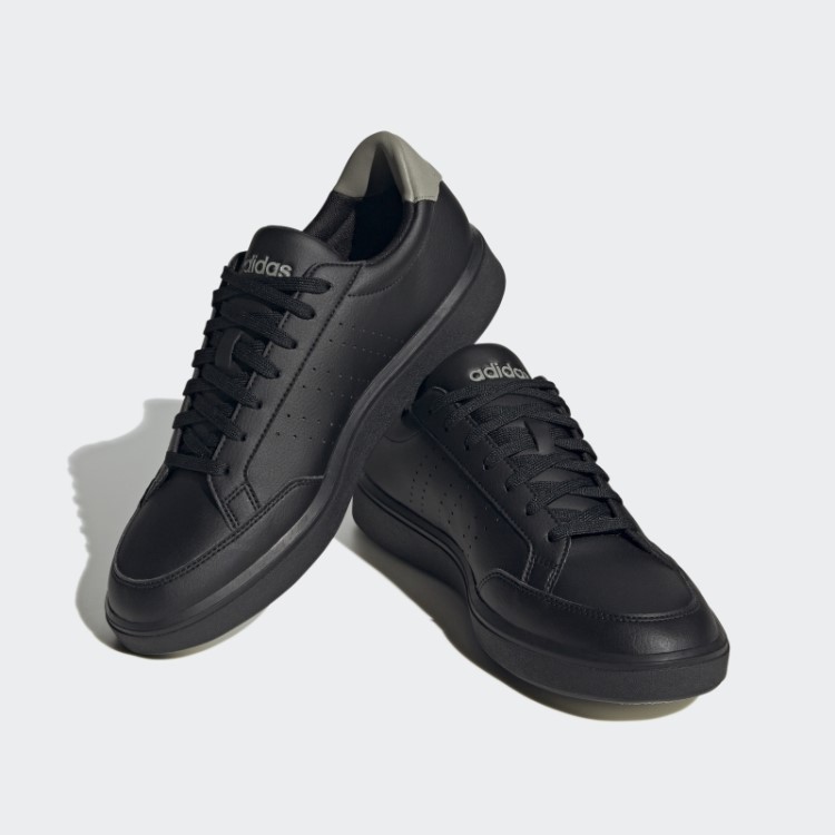 Tênis Preto Adidas Nova