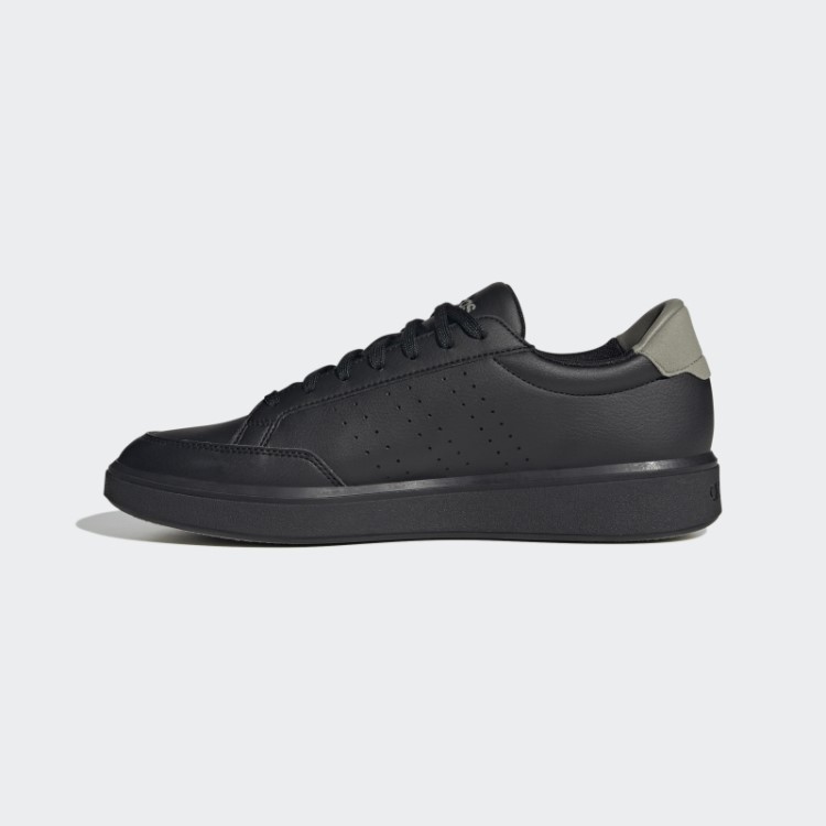 Tênis Preto Adidas Nova